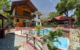 Villa Bayacanes Con Piscinas Privadas